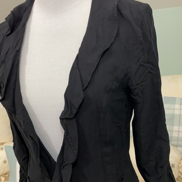 American Rag Black Lightweight Ruffled Jacket - Picture 5 of 10
